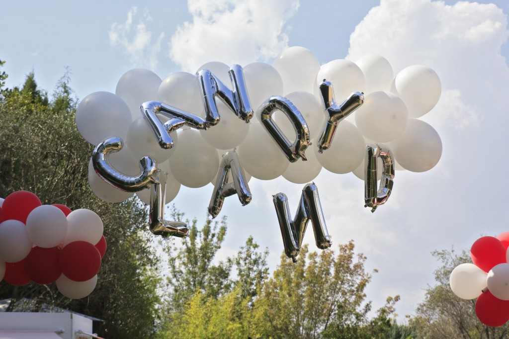 example balloon decoration in a party in Monaco